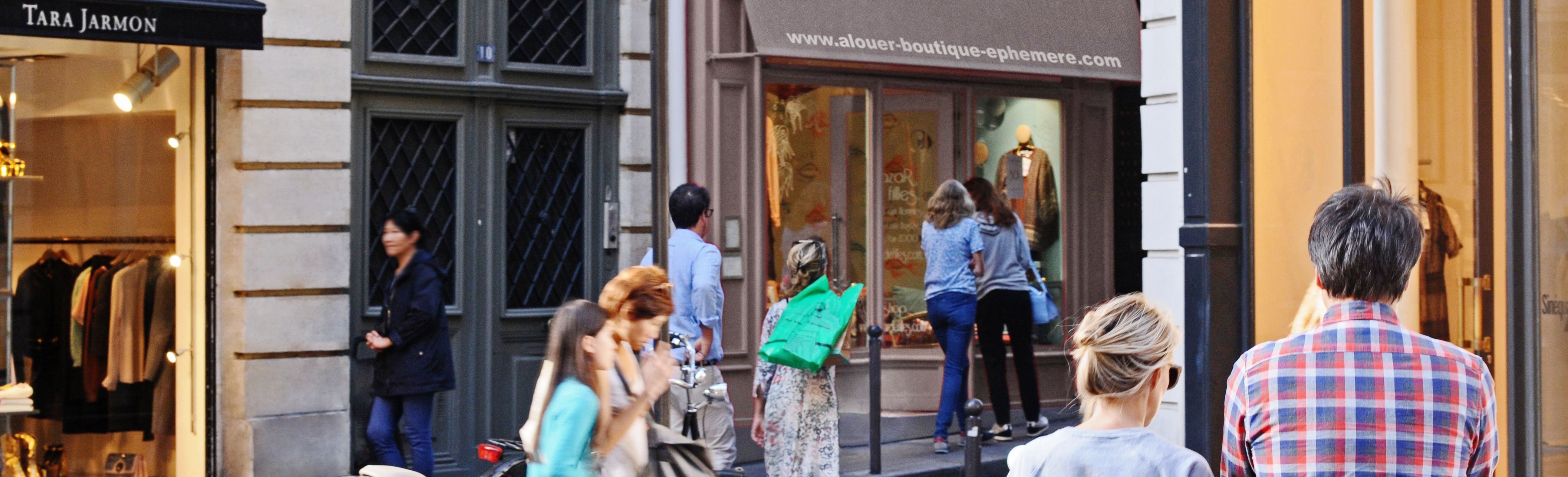 vitrine-boutique-saint-germain-paris